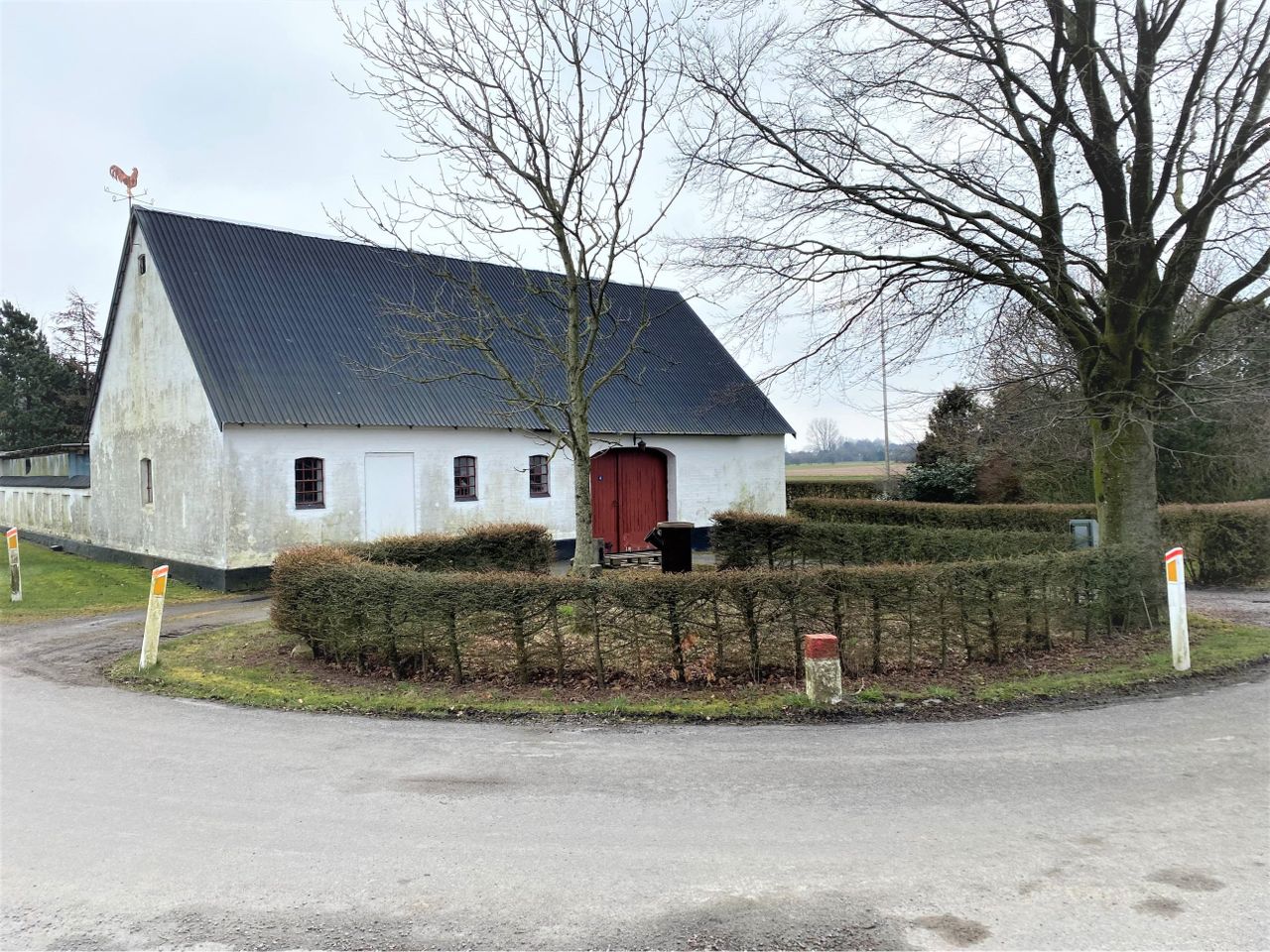 image 03